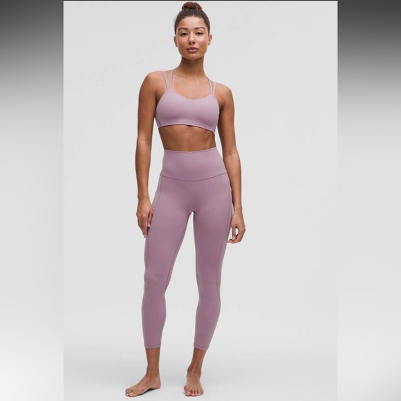 lululemon athletica Pants - NWT!🍋🍋Lululemon Align HR Pant with Pockets 25”🍋🍋. Size 4. Color Lavender Lux.